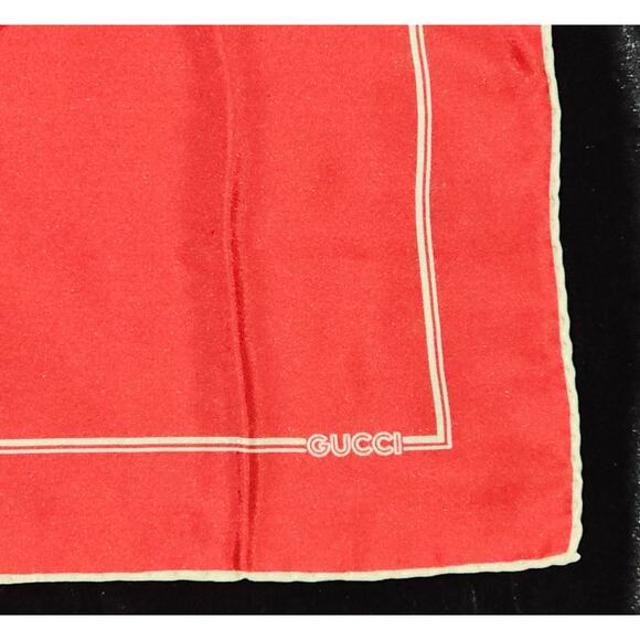 RED Gucci Silk GG Logo Pocket Square /Handkerchief - Picture 1 of 6